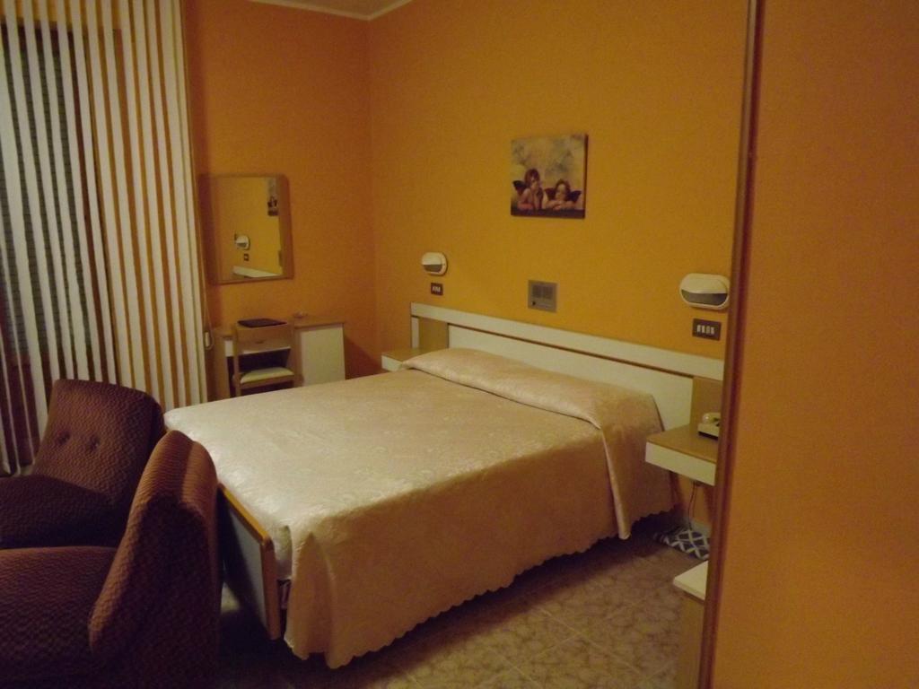 Hotel Cristina Chianciano Terme Ruang foto